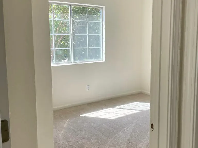 58 Penelope Ct — Photo 4