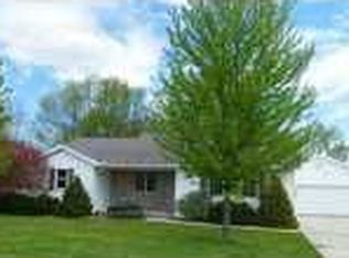 310 Old Farm Trl, Bryan, OH 43506