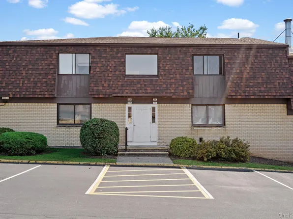 614 Cherry Hill Drive, Poughkeepsie, NY 12603