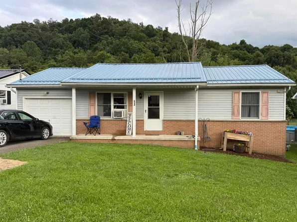 242 Bruce St, Elkins, WV 26241