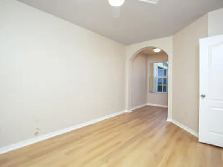 140 SW Peacock Blvd #21-205 — Photo 18