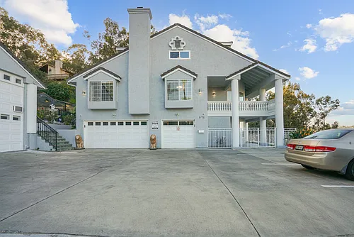 571 Tilling Way #6 Photo 1