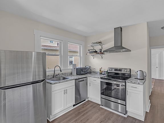 2nd image of 14 Elmwood Ave #2