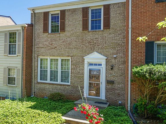 3rd image of 604 Northcliffe Dr