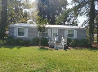 612 E Clark St, Saint Pauls, NC 28384