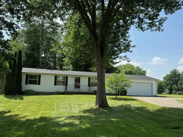 1007 Columbia Ave, Osgood, IN 47037
