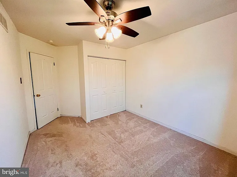 130 Spruce Ln — Photo 9