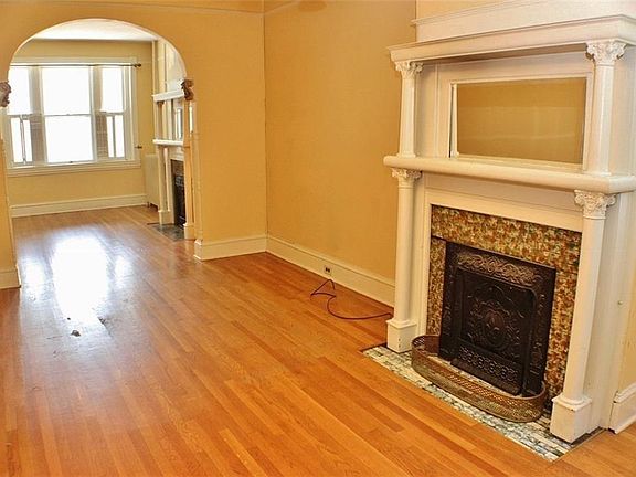 5th image of 321 Court St