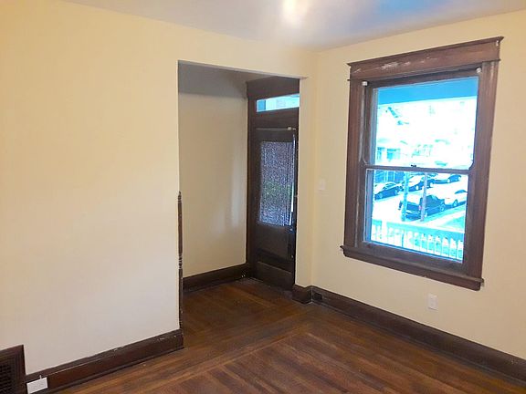 3rd image of 167 Kinsey Ave