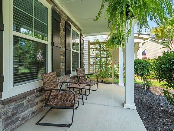 5th image of 112 Turner Field Way