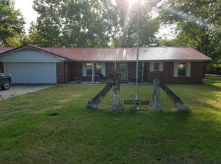 1102 N Bermuda Dr, Stigler, OK 74462