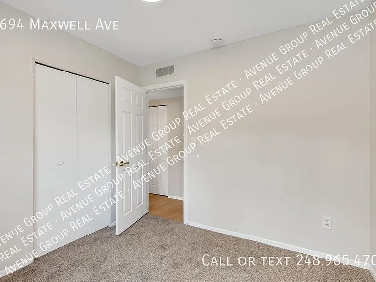 8694 Maxwell Ave — Photo 10