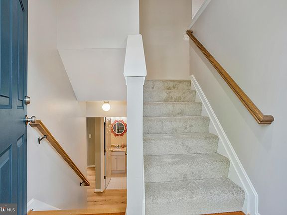 5th image of 805 Whitewood Trl