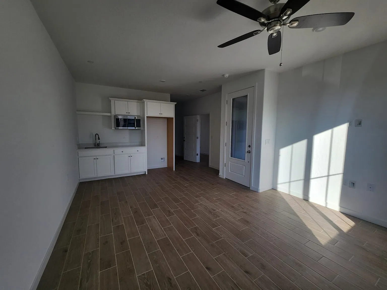 1 bed, 600 sqft, $1,450 — Photo 3
