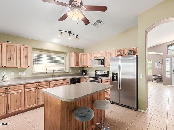 4th image of 1104 E PALOMINO Way