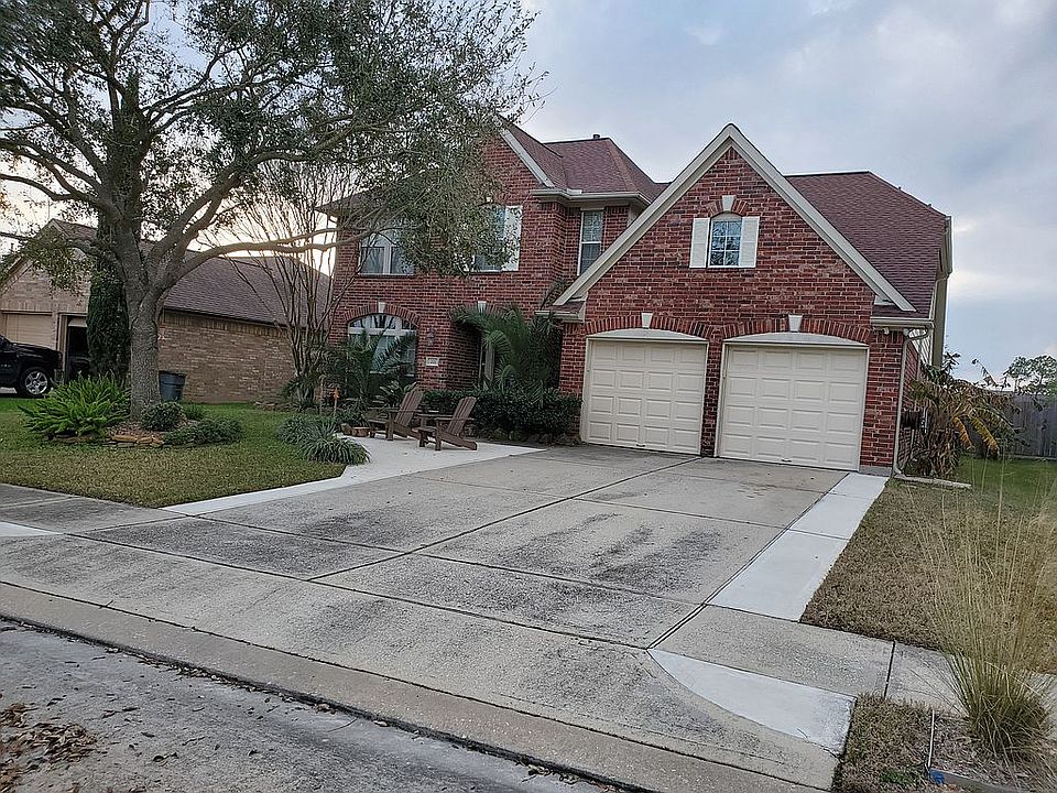 1st image of 201 King William Dr