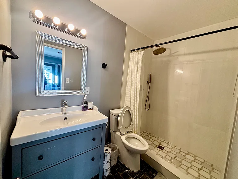 3821 N 85th Pl — Photo 21