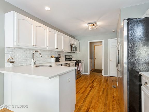 5th image of 8302 Auburn Ln