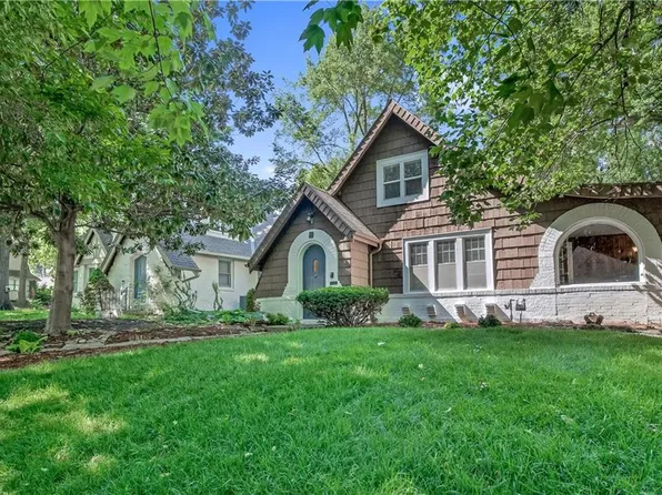 6 E 70th Ter, Kansas City, MO 64113