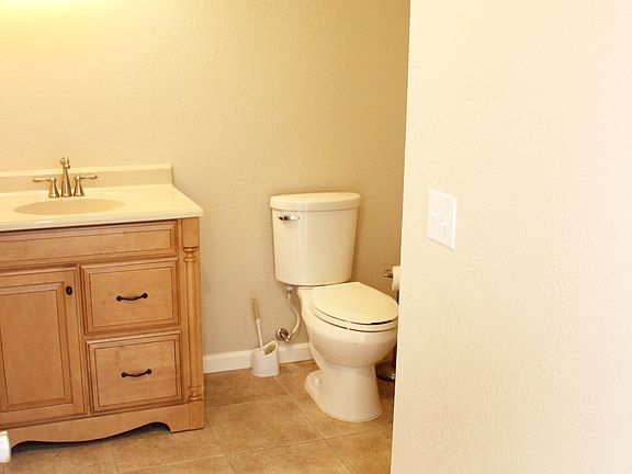 2nd image of 3793 Avery Pl