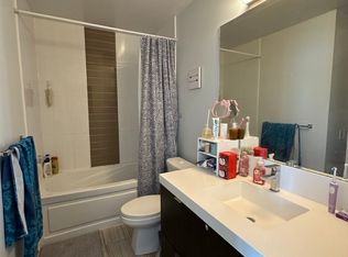 365 Church St #402, Toronto, ON M5B0B5