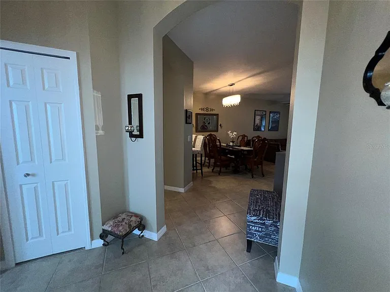 2522 Oswego Dr — Photo 4