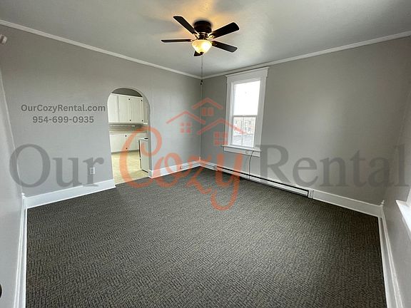 5th image of 410 E Bonneville St #4