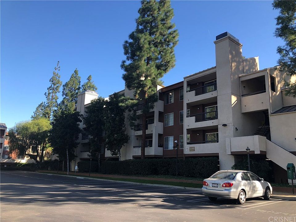 1st image of 21500 Burbank Blvd APT 223