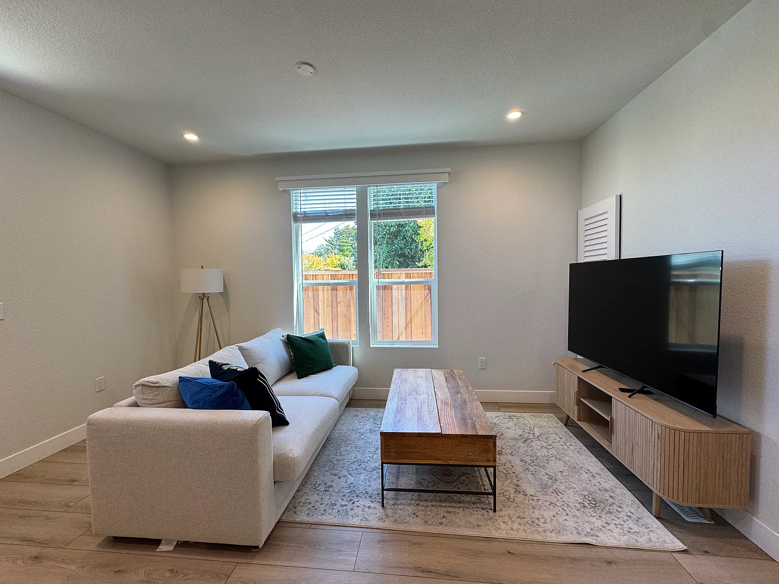 San Carrizo Way, Mountain View — Photo 2