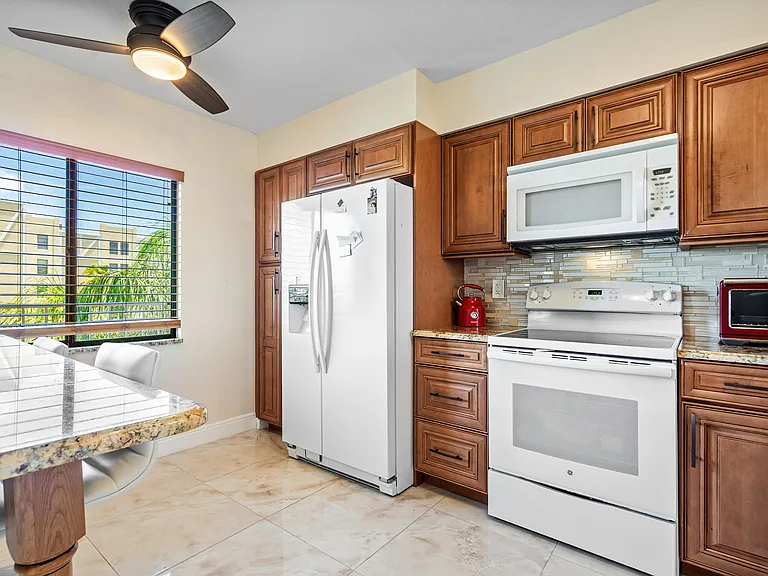 7290 Kinghurst Dr #607 — Photo 7