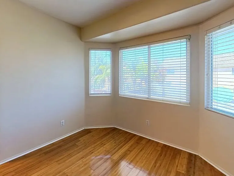 2226 Willowbrook Ln — Photo 29