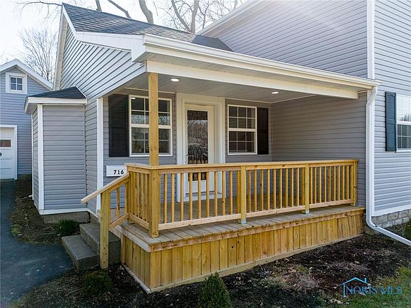 4th image of 716 W Wayne St