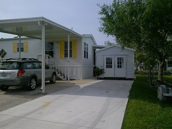 2nd image of 730 Fontana Dr