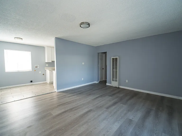 3530 E 61st Pl #J — Photo 9