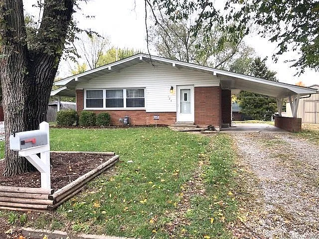 124 Freedom Dr photo 1