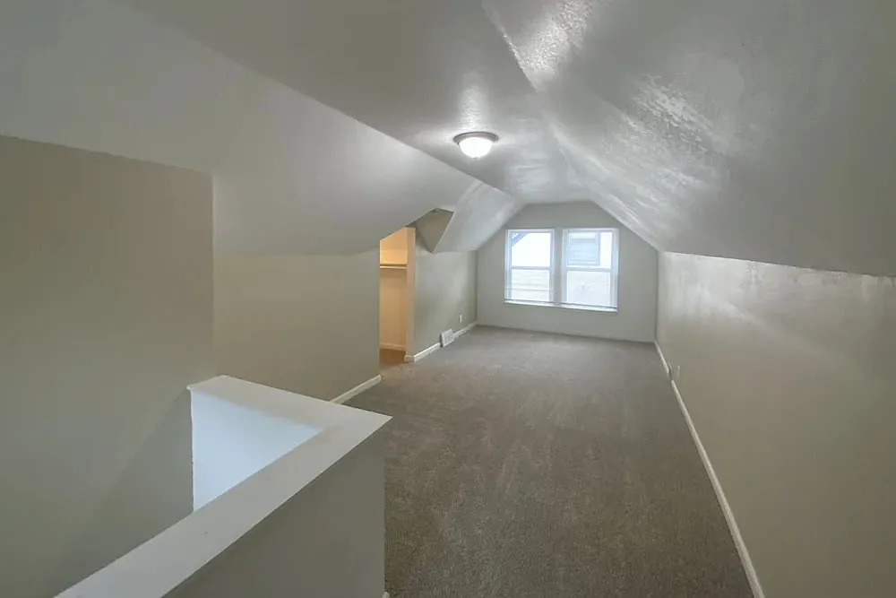 Building Photo - 5732 24th Ave S #1