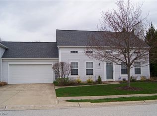 10253 Brighton Cir, Twinsburg, OH 44087