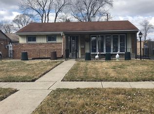 17232 Greenbay Ave, Lansing, IL 60438