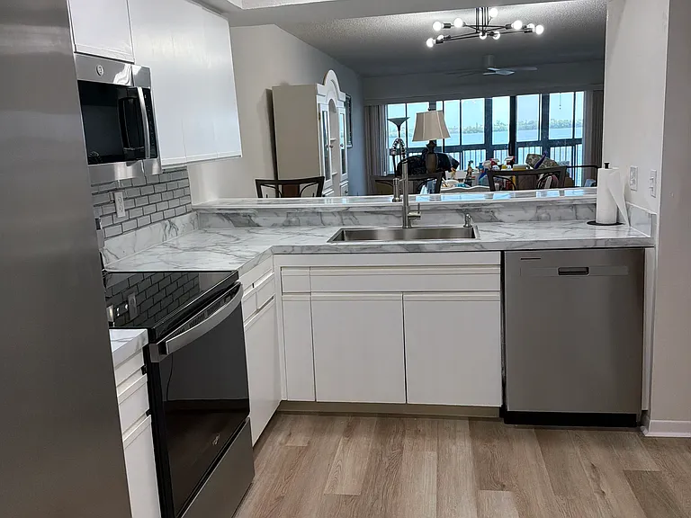 250 S Sykes Creek Pkwy #B309 — Photo 8