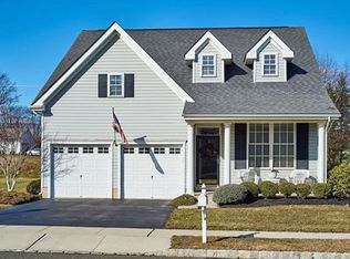 48 Labaw Dr, Cranbury, NJ 08512