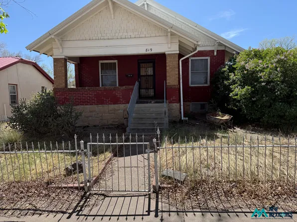 819 3rd St, Las Vegas, NM 87701