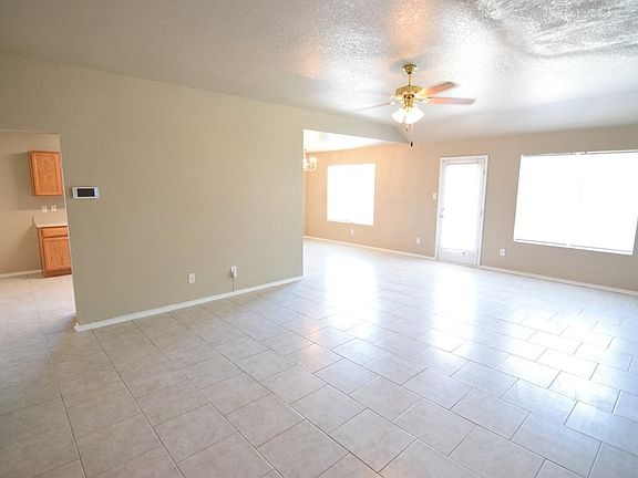 3rd image of 1708 Liberty Hill Dr