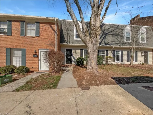 4080 E Huntingreen Ln APT C, Winston Salem, NC 27106