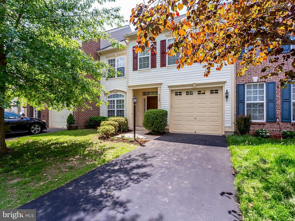 1st image of 9156 Cascade Falls Dr