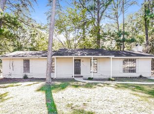 202 Willows Ct, Riverdale, GA 30274