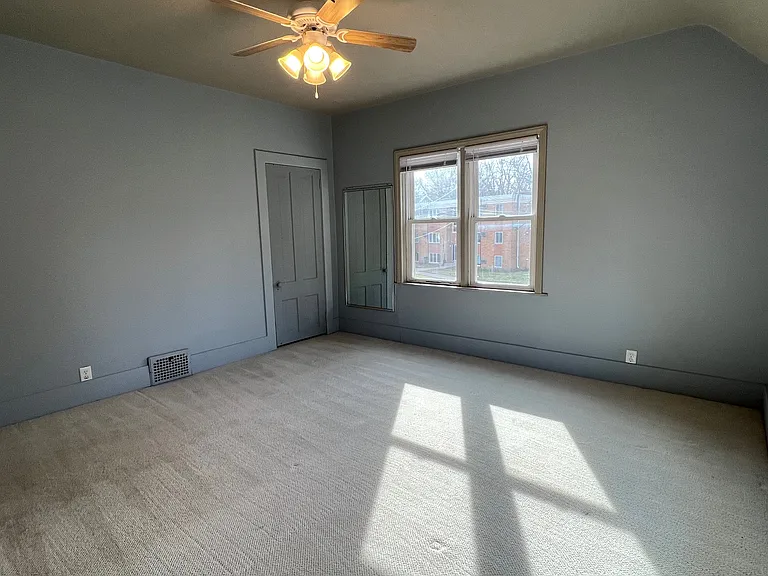 780 Dodd Rd — Photo 13