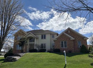 8701 Nelson Crossing, Verona, WI 53593