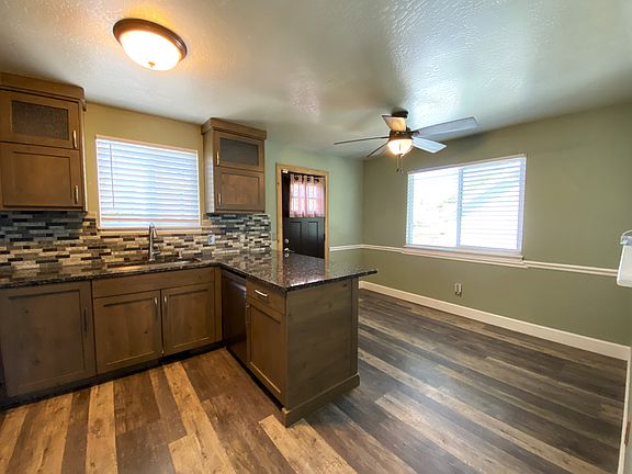 3rd image of 6060 S Lishawn Dr