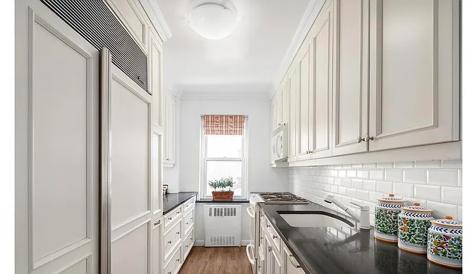 Sold by NextStopNY | media 17