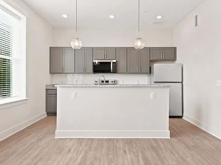 Neel's Lofts — Photo 107